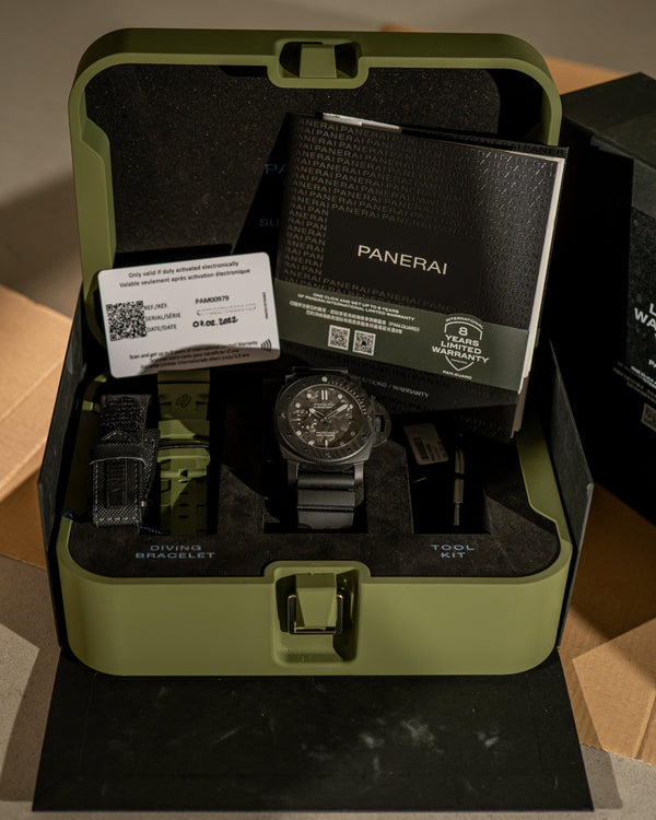 Panerai Panerai Submersible Carbotech PAM00979 - Full Set (2022)