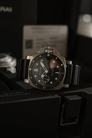 Panerai Submersible PAM00683 - Full Set (2019)