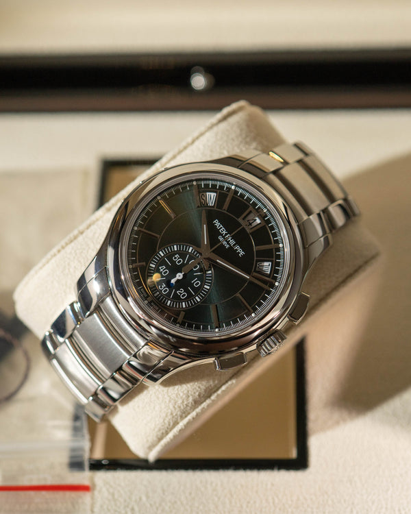 Patek Philippe Annual Calendar Chronograph 5905/1A - Green Dial - Full Set (Like New)