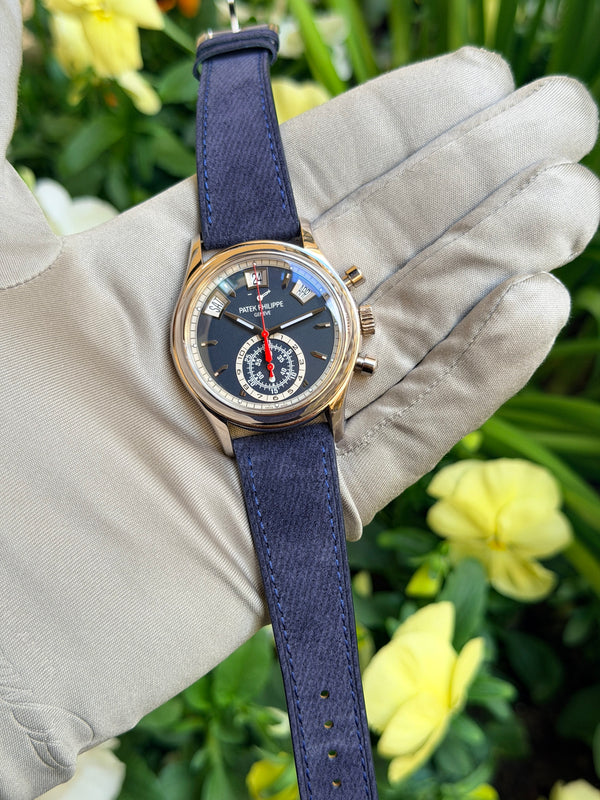 Patek Philippe Annual Calendar Chronograph 5960/01G-001 - Blue Dial White Gold - Full Set (2022)