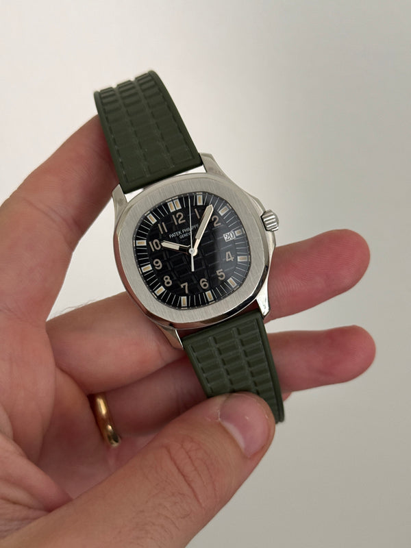 Patek Philippe Watch Aquanaut 5064A - Black Dial - Box & 2 Straps - ca. 2003
