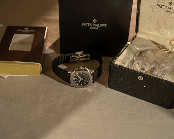 Patek Philippe Aquanaut 5064A “Tritium” Series 1.5m - Fresh service - 24 months warranty - Watch & Box