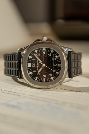 Patek Philippe Aquanaut 5064A – With Papers
