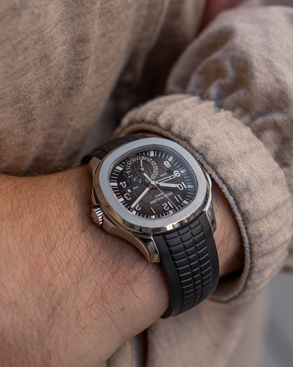 Patek Philippe Aquanaut 5164A – Travel Time – Full Set (2020)