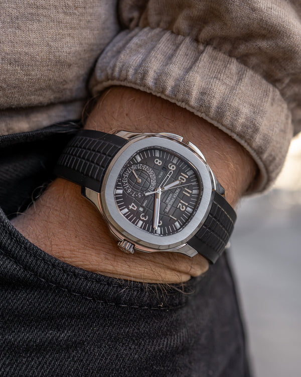 Patek Philippe Aquanaut 5164A – Travel Time – Full Set (2020)