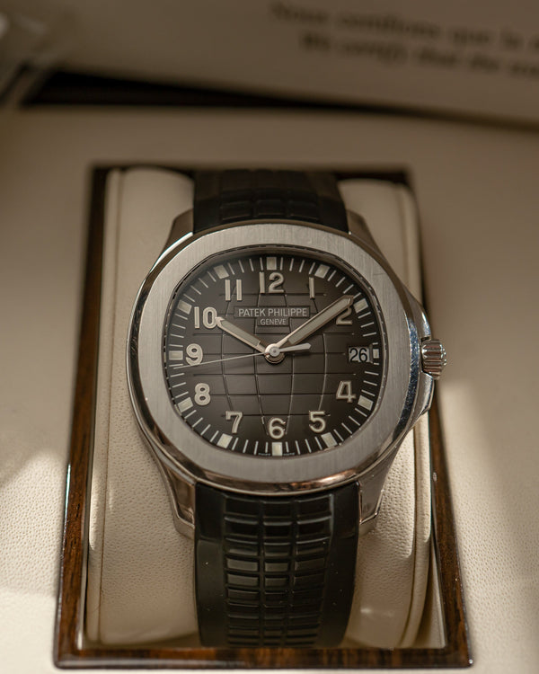 Patek Philippe Aquanaut 5167A - Full Set (2016)