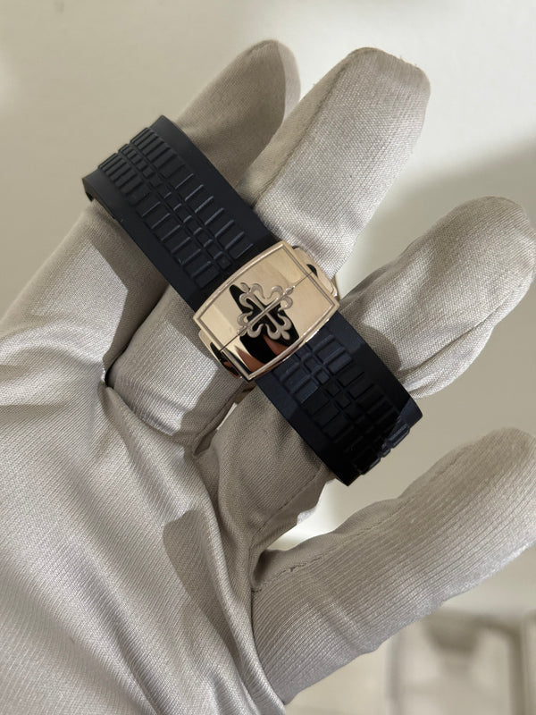 Patek Philippe Watch Aquanaut 5168G-001 - White Gold - Blue Dial - Full Set - 2020