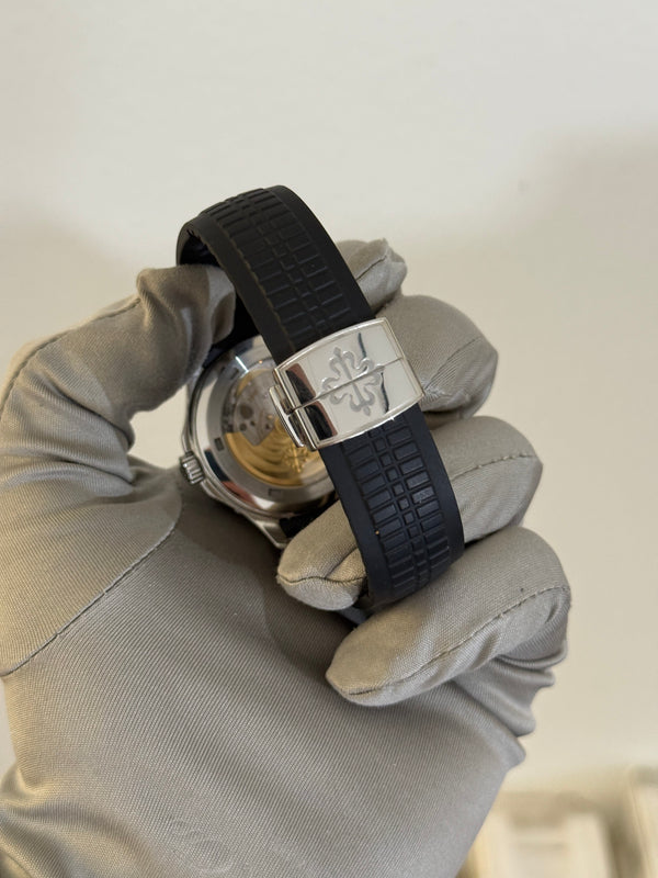 Patek Philippe Watch Aquanaut Travel Time 5164A - Black Embossed Dial - Full Set, Serviced 2024 - 2013