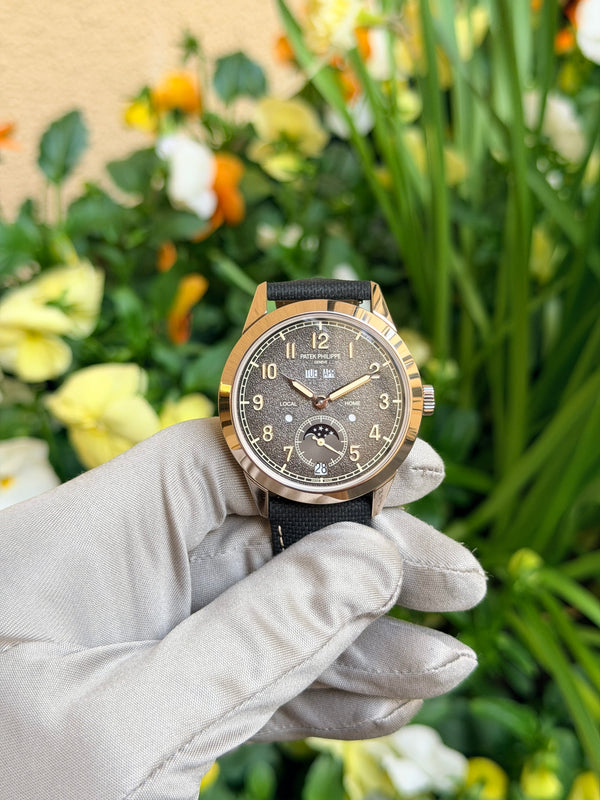 Patek Philippe Watch Calatrava 5326G - Annual Calendar Travel Time Sector Dial - Full Set - 2022