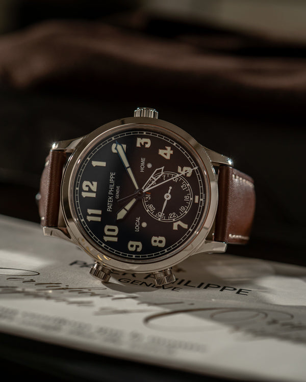 Patek Philippe Calatrava Pilot Travel Time 5524G – Full Set (2017)