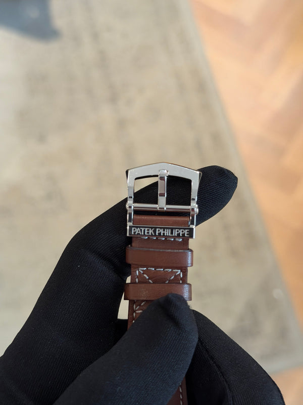 Patek Philippe Calatrava Pilot Travel Time 5524G – Full Set (2017)