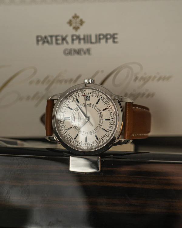 Patek Philippe Watch Calatrava Weekly Calendar 5212A - Steel - Silver Opaline Dial - Full Set - New & Unworn - 2026