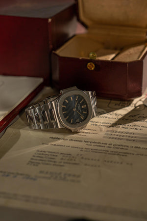 Patek Philippe Nautilus 3800/001 - 1984 Complete set with service by Patek