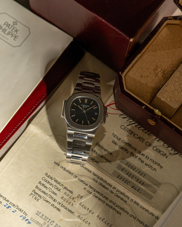 Patek Philippe Nautilus 3800/001 - 1984 Complete set with service by Patek