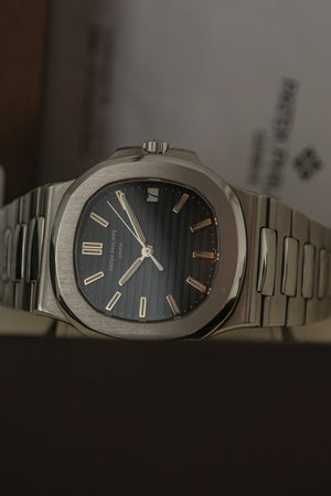 Patek Philippe Watch Nautilus 5711/1A - Blue Dial - Full Set - Serviced by Patek 2023 - 2007