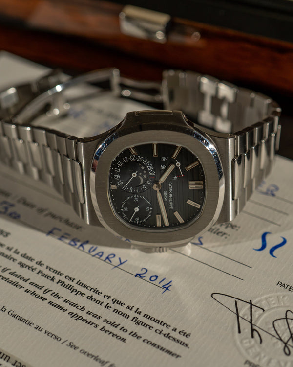 Patek Philippe Nautilus 5712/1A - Full Set (2014)