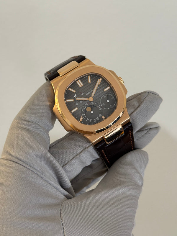 Patek Philippe Watch Nautilus 5712R - Rose Gold - Full Set - 2015