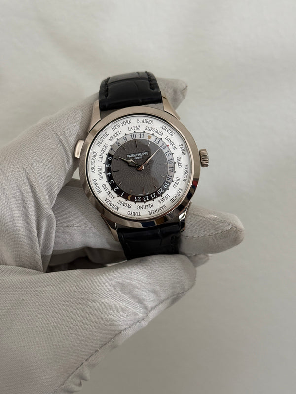 Patek Philippe Watch World Time 5230G - White Gold - Grey Dial - Full Set - 2020