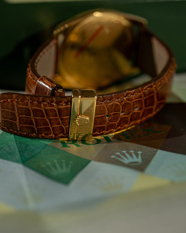 Rolex Cellini 4243/8 - 18k Yellow Gold - Full Set (2013)