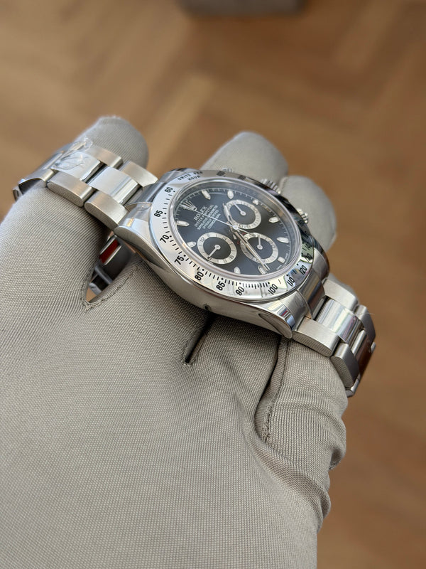 Rolex Cosmograph Daytona 116520 - Black Chromalight Dial - New Old Stock with Stickers (2015)