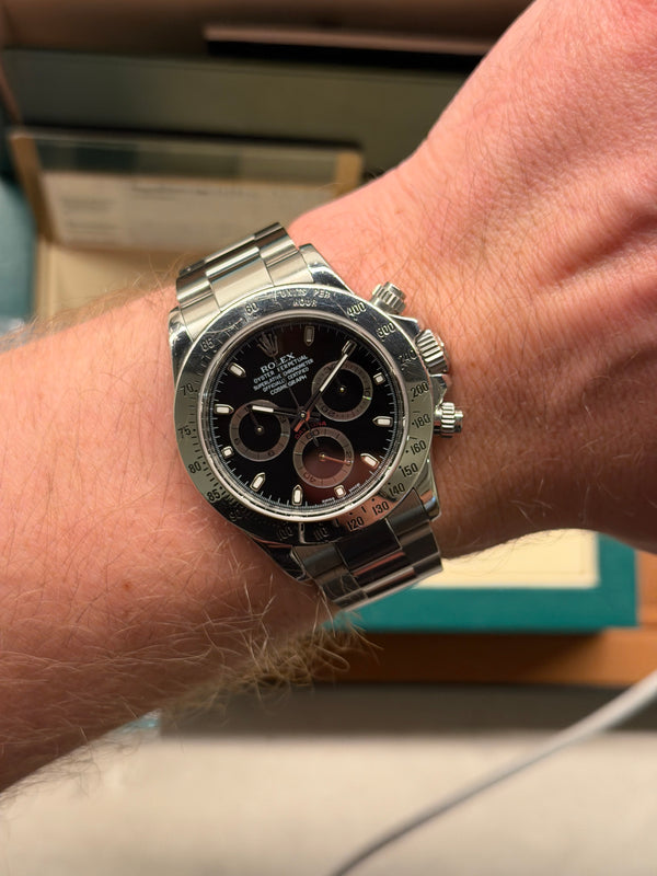Rolex Cosmograph Daytona 116520 - Black Dial - Full Set (2011)