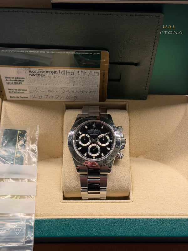 Rolex Cosmograph Daytona 116520 - Black Dial - Full Set (2011)