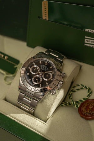 Rolex Cosmograph Daytona 116520 - Black Dial - Full Set (2012)