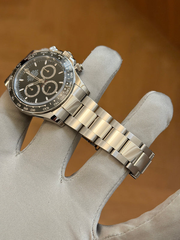 Rolex Cosmograph Daytona 126500LN - Black Dial - Unworn Full Set 2025