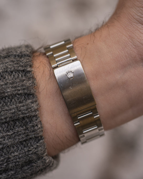 Rolex Cosmograph Daytona 16520 “Floating Cosmograph” L-Series (ca. 1989) – With box & RSC