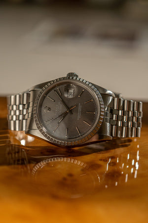 Rolex Watch Datejust 16220 - Grey Tapestry Dial - Engine-Turned Bezel - Jubilee