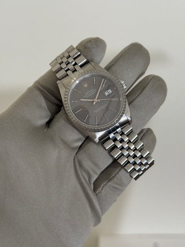 Rolex Watch Datejust 16220 - Grey Tapestry Dial - Engine-Turned Bezel - Jubilee