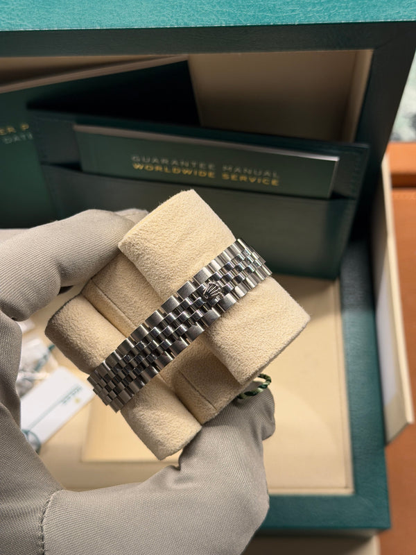 Rolex Datejust 28 279174 - Rhodium Dial - Jubilee - Full Set (2021)