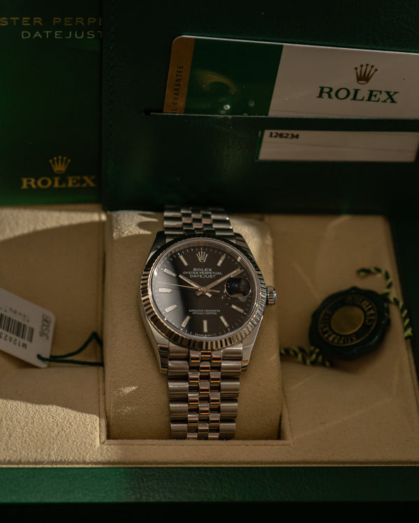 Rolex Datejust 36 126234 - Black Dial - Full Set (2020)