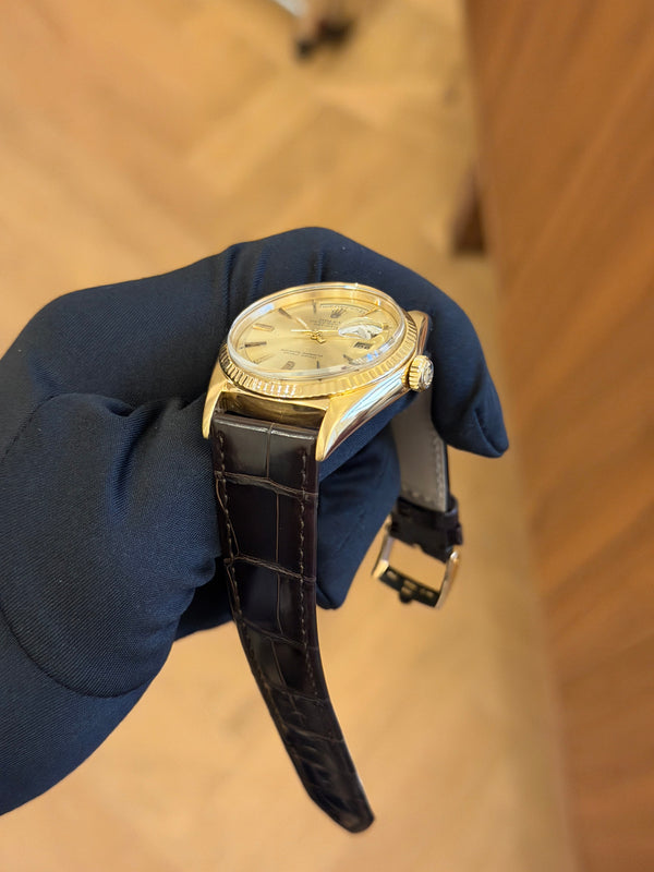 Rolex Watch Day-Date 1803 - Yellow Gold Champagne Dial - RSC Service Papers - 1967