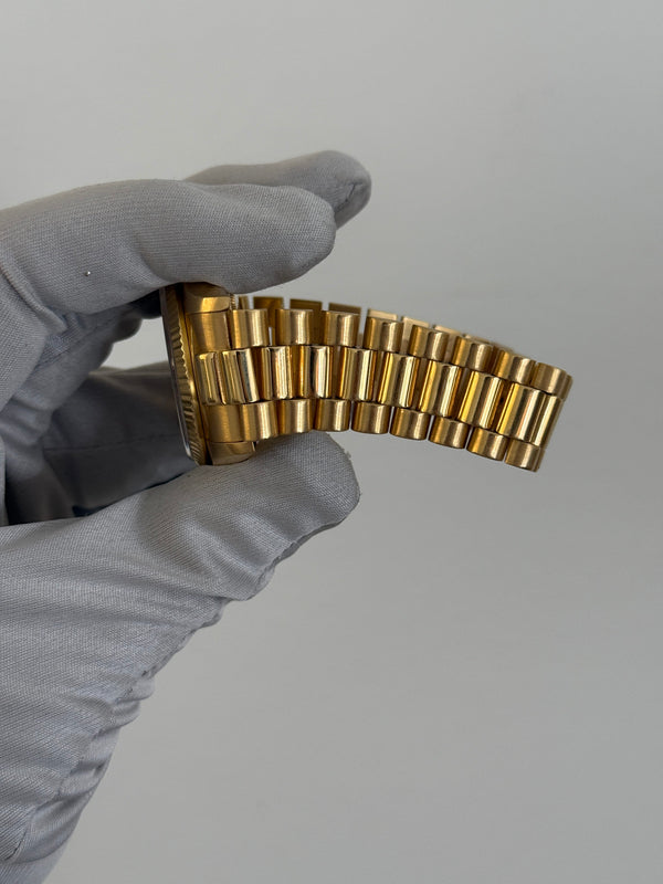 Rolex Watch Day-Date 18038 - Yellow Gold - Blue Jubilee Dial - Watch Only (1979)