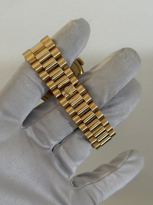 Rolex Watch Day-Date 36 18238 - Champagne Dial - Full-Length President - Box (1988)
