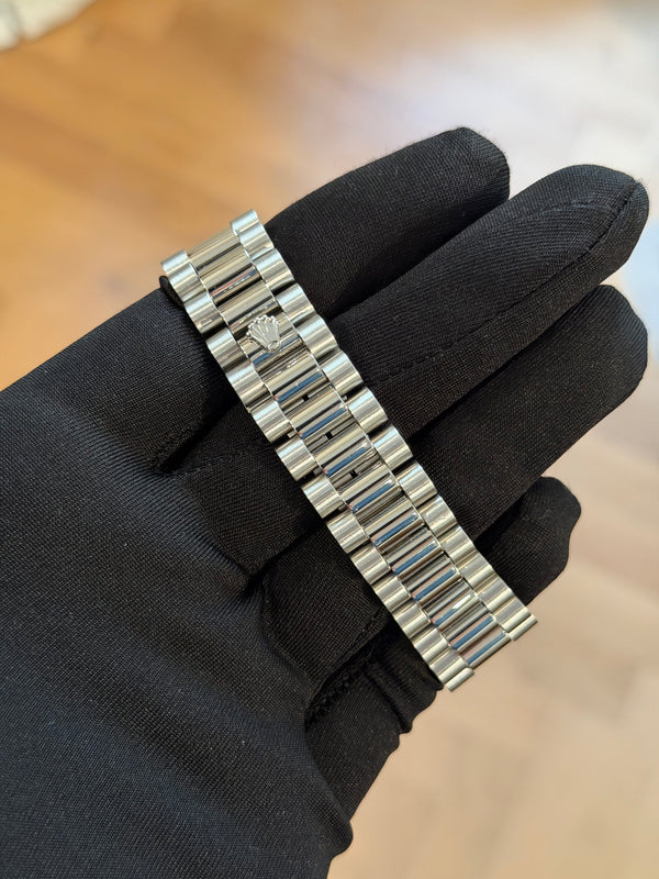 Rolex Watch Day-Date 36 18346 Platinum - Black Dial - Box & Service Card - 1990