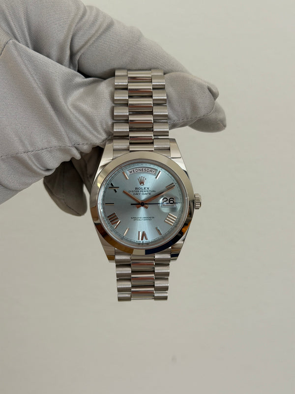 Rolex Watch Day-Date 40 228206 - Platinum Ice Blue Roman - Full Set (2021)