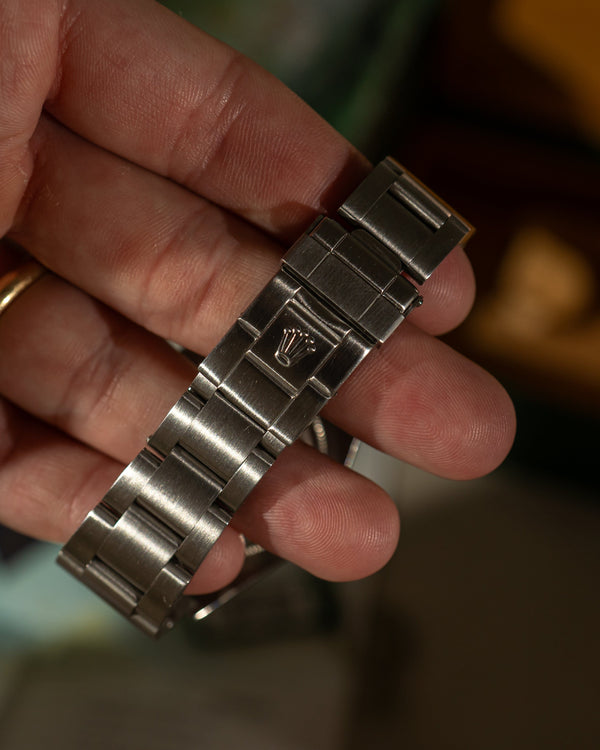 Rolex Explorer 114270 – Box & Papers (2004)