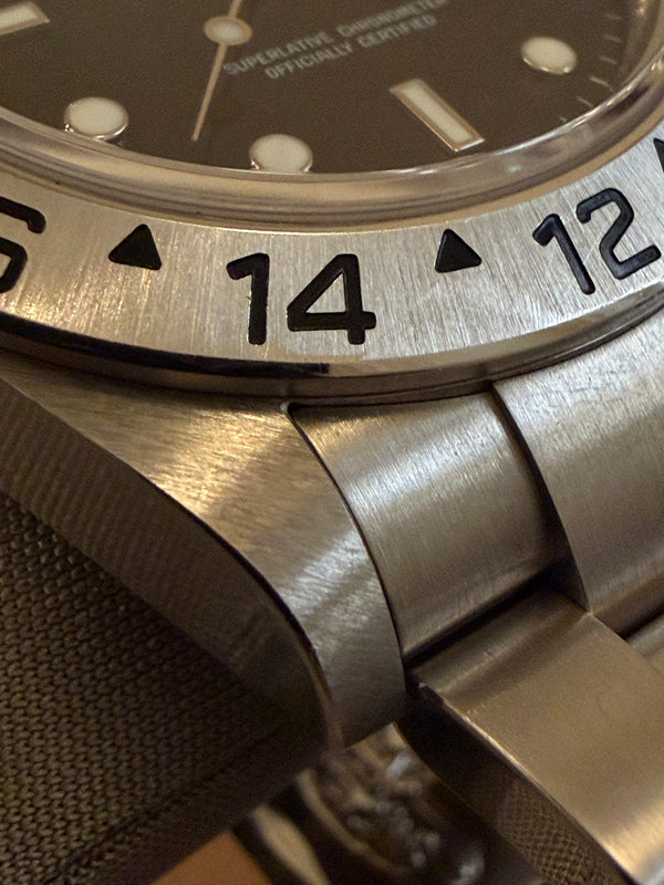 Rolex Explorer II 16570 - Black Dial - V Serial RRR 3186