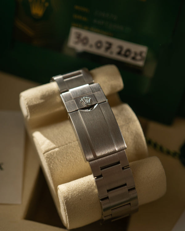 Rolex Explorer II 226570 – Black Dial – Full Set (2025) Swedish sold - Original Receipt