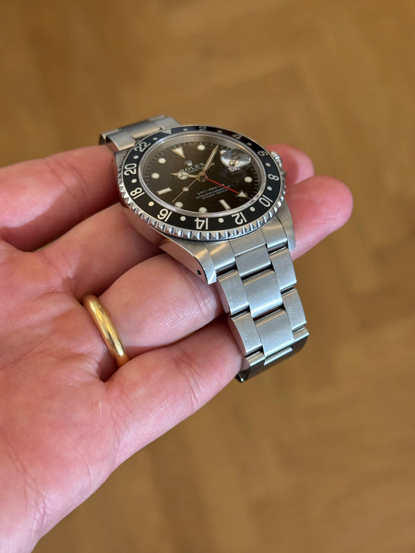 Rolex Watch GMT-Master 16700 - Black Bezel - Full Set (1998)