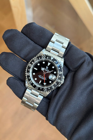 Rolex Watch GMT-Master 16700 - Black Bezel - LC 410 - Box och cert - 1991