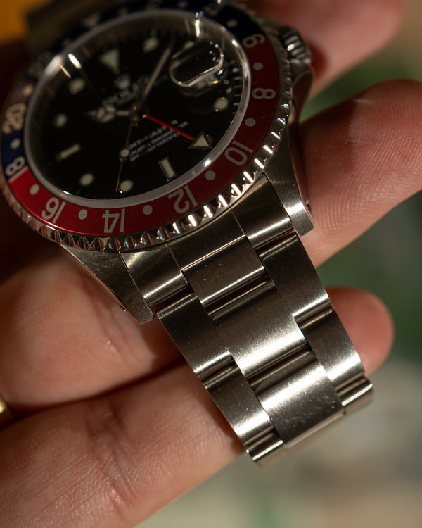 Rolex GMT-Master 16700 – Pepsi Bezel – Box & Papers (1999)