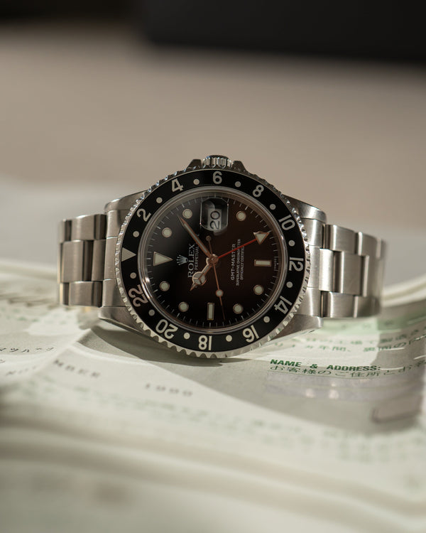 Rolex GMT-Master 16700 - With Papers (1999)