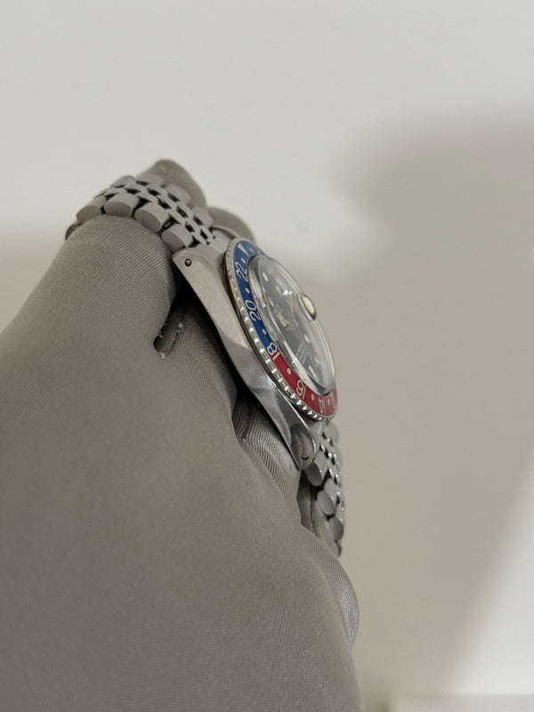 Rolex Watch GMT-Master 1675 - Pepsi - Thick Case - USA Jubilee - Papers (1983)