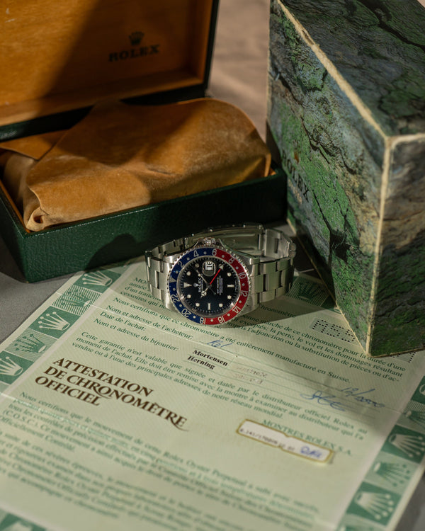 Rolex GMT-Master II 16710 - Pepsi Bezel - Box & Papers (2000)