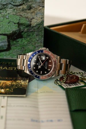 Rolex Watch GMT-Master II 16710 Pepsi - Box & Papers - 2000