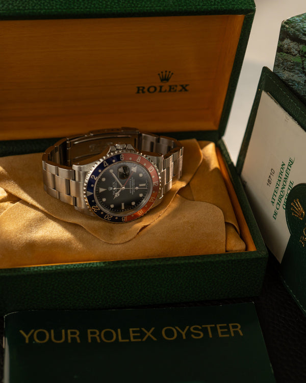 Rolex GMT-Master II 16710 “Pepsi” – Box & Papers (2001)