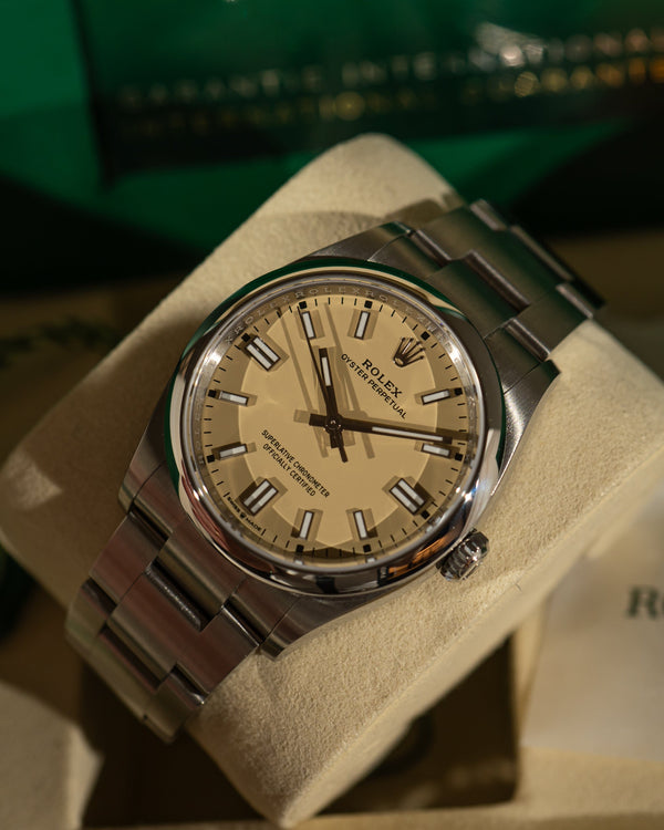 Rolex Oyster Perpetual 36 126000 – Beige Dial – Full Set (2025)